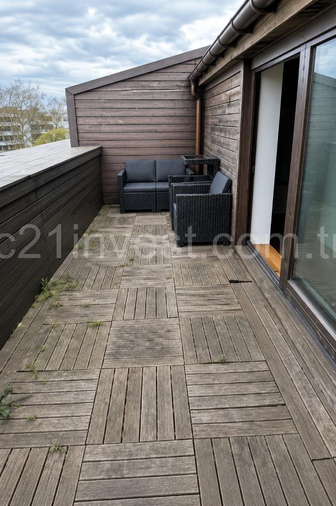 Akaretler Kiralık Ofis 115m2 Şık Prestijli Dubleks Ofis