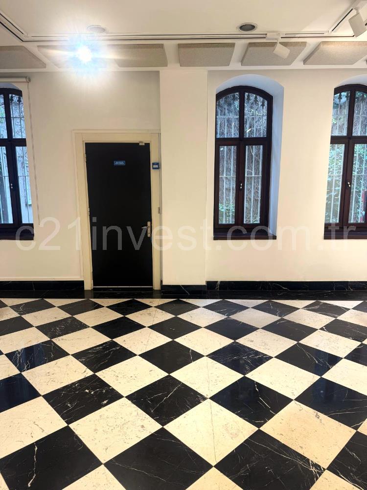 Akaretler Kiralık Villa Ofis 467m2 KDV Avantajlı Prestijli Ofis