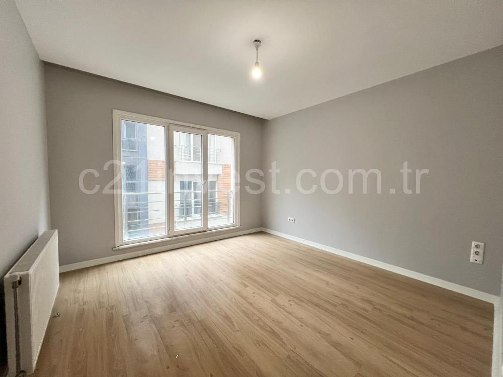 Ayazağa green pine sitesi satılık boş 3+1