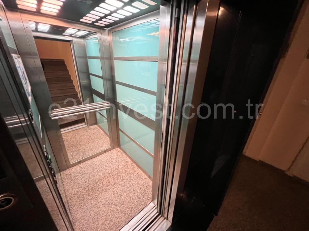 Ayazağa green pine sitesi satılık boş 3+1