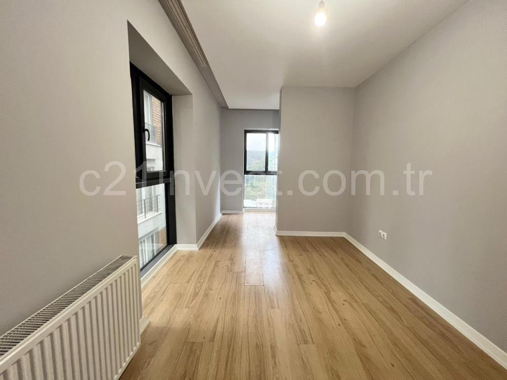 Ayazağa green pine sitesi satılık boş 3+1
