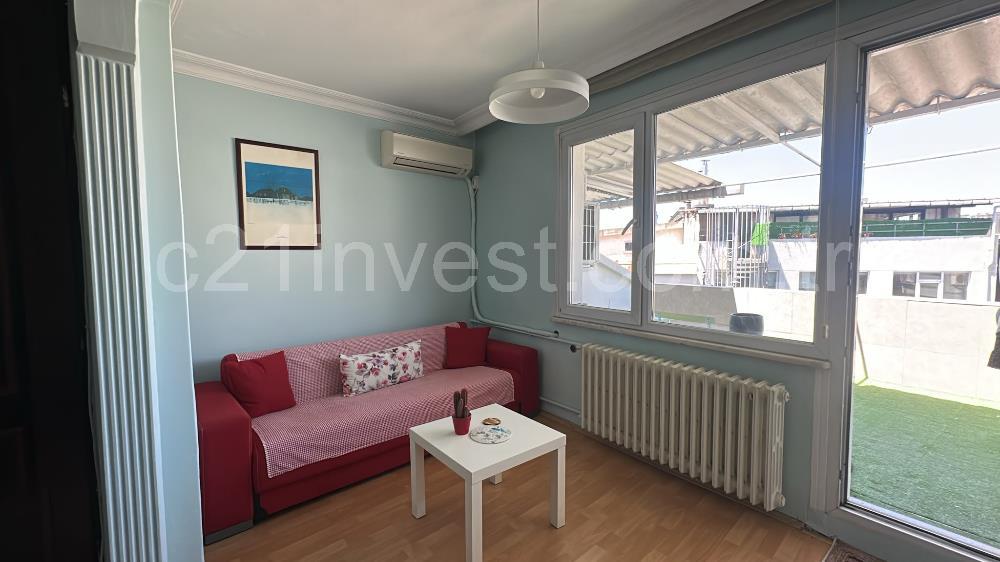 Beşiktaş Serencbey'de Deniz Manzaralı Teraslı Eşyalı 2+1 Kiralık