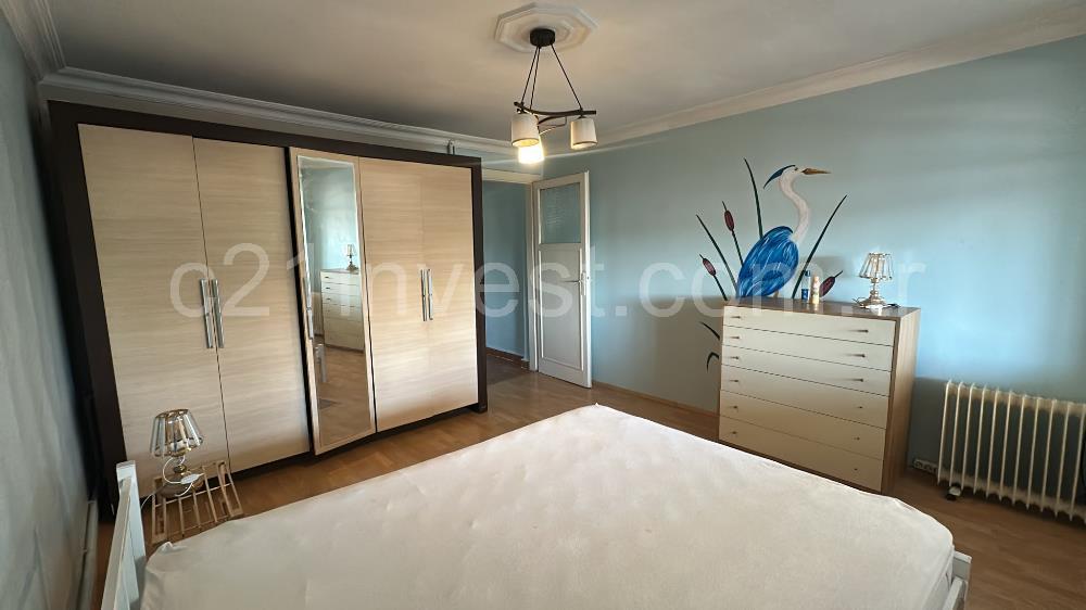 Beşiktaş Serencbey'de Deniz Manzaralı Teraslı Eşyalı 2+1 Kiralık
