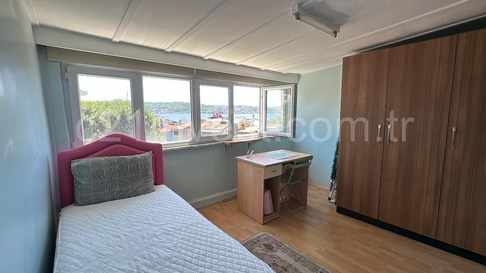 Beşiktaş Serencbey'de Deniz Manzaralı Teraslı Eşyalı 2+1 Kiralık