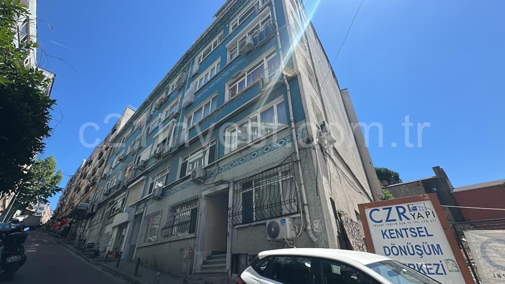 Beşiktaş Serencbey'de Deniz Manzaralı Teraslı Eşyalı 2+1 Kiralık