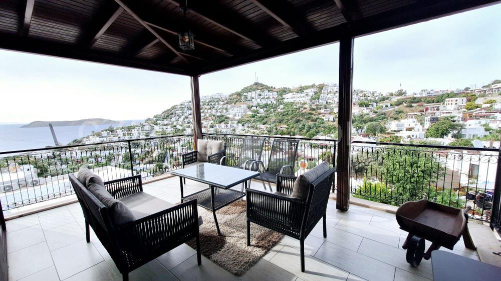 BODRUM GÜMÜŞLÜK GÜMSAN 1 SİTESİNDE YATIRIMLIK ÖZEL PLAJLI SU ARITMALI YAZLIK KIŞLIK  