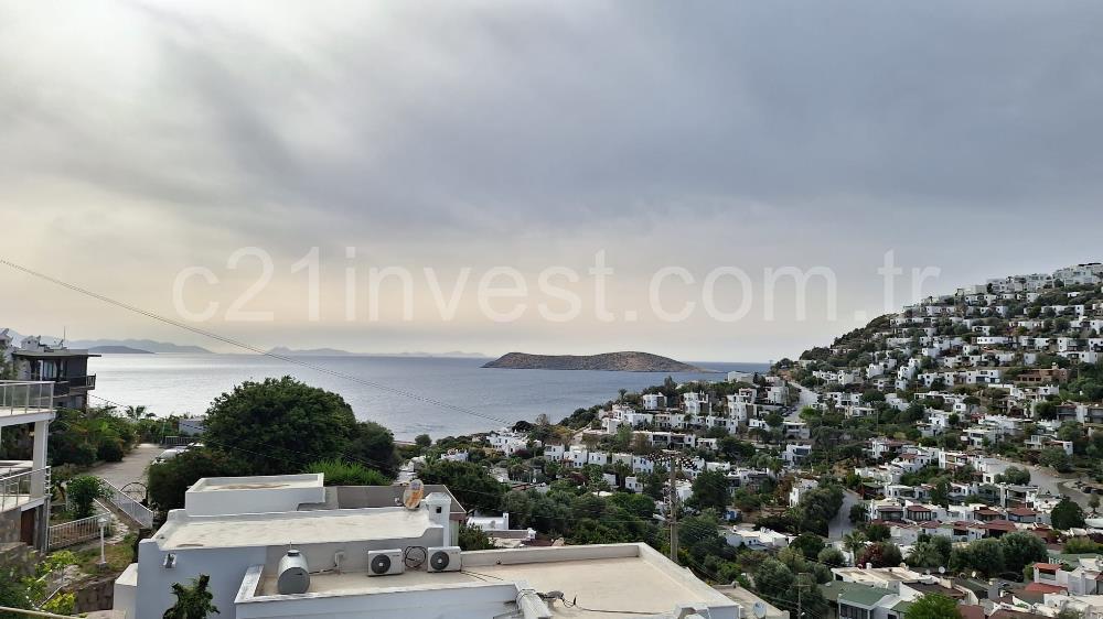 BODRUM GÜMÜŞLÜK GÜMSAN 1 SİTESİNDE YATIRIMLIK ÖZEL PLAJLI SU ARITMALI YAZLIK KIŞLIK  