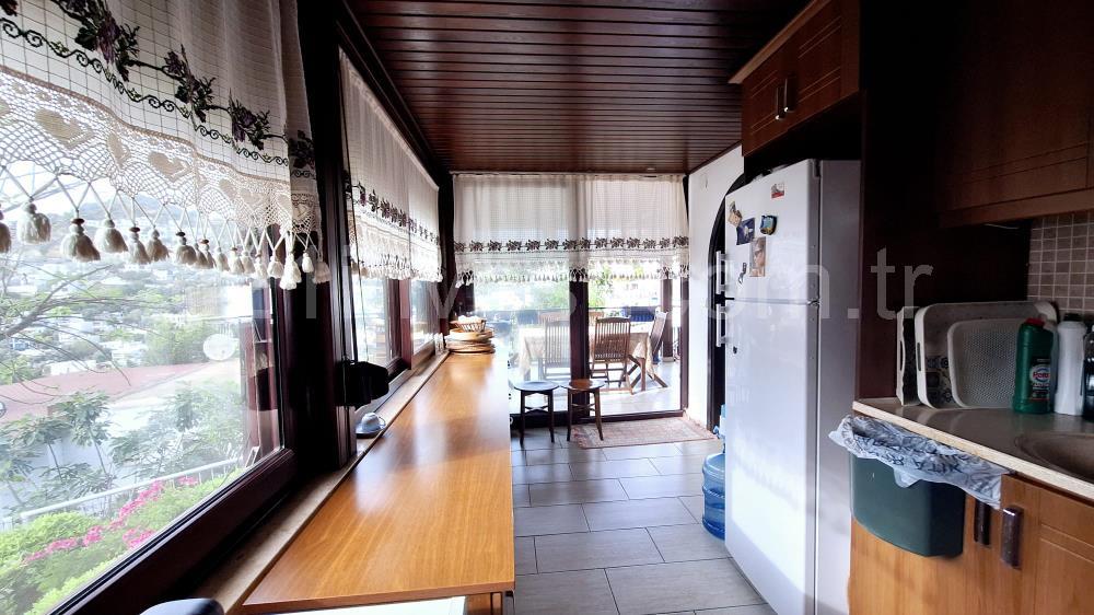 BODRUM GÜMÜŞLÜK GÜMSAN 1 SİTESİNDE YATIRIMLIK ÖZEL PLAJLI SU ARITMALI YAZLIK KIŞLIK  