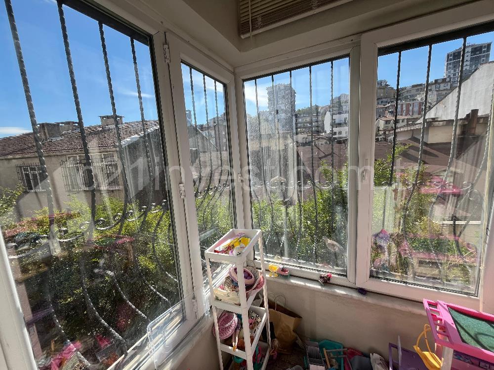 Eyüp Çırçır'da Satılık 2+1 95m² Metroya Yürüme 5 dk Fırsat Daire