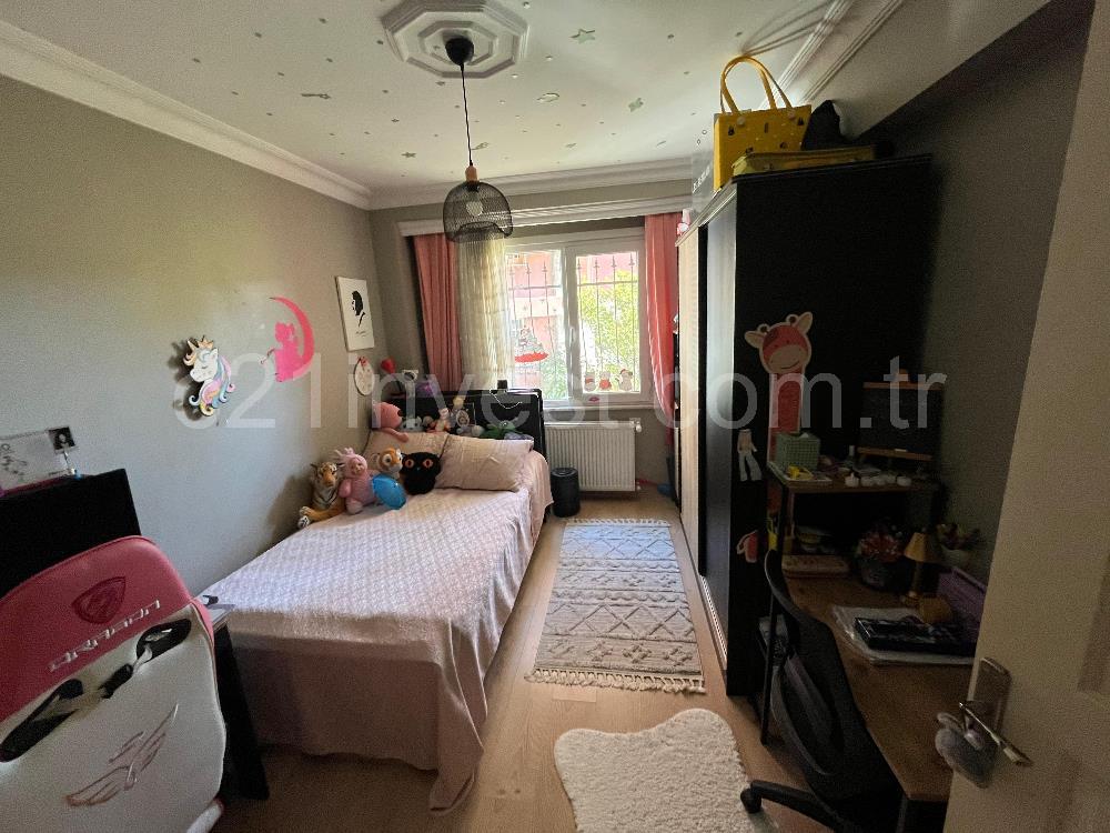 Eyüp Çırçır'da Satılık 2+1 95m² Metroya Yürüme 5 dk Fırsat Daire