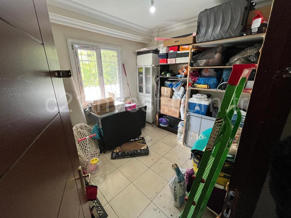 Eyüp Çırçır'da Satılık 2+1 95m² Metroya Yürüme 5 dk Fırsat Daire