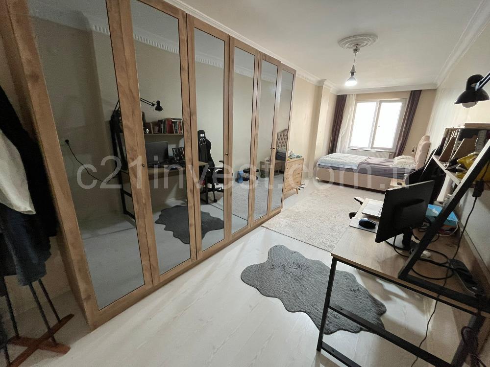Eyüp Çırçır Mah. Satılık 4+2 Dubleks Daire Metroya 5 dk Yürüme