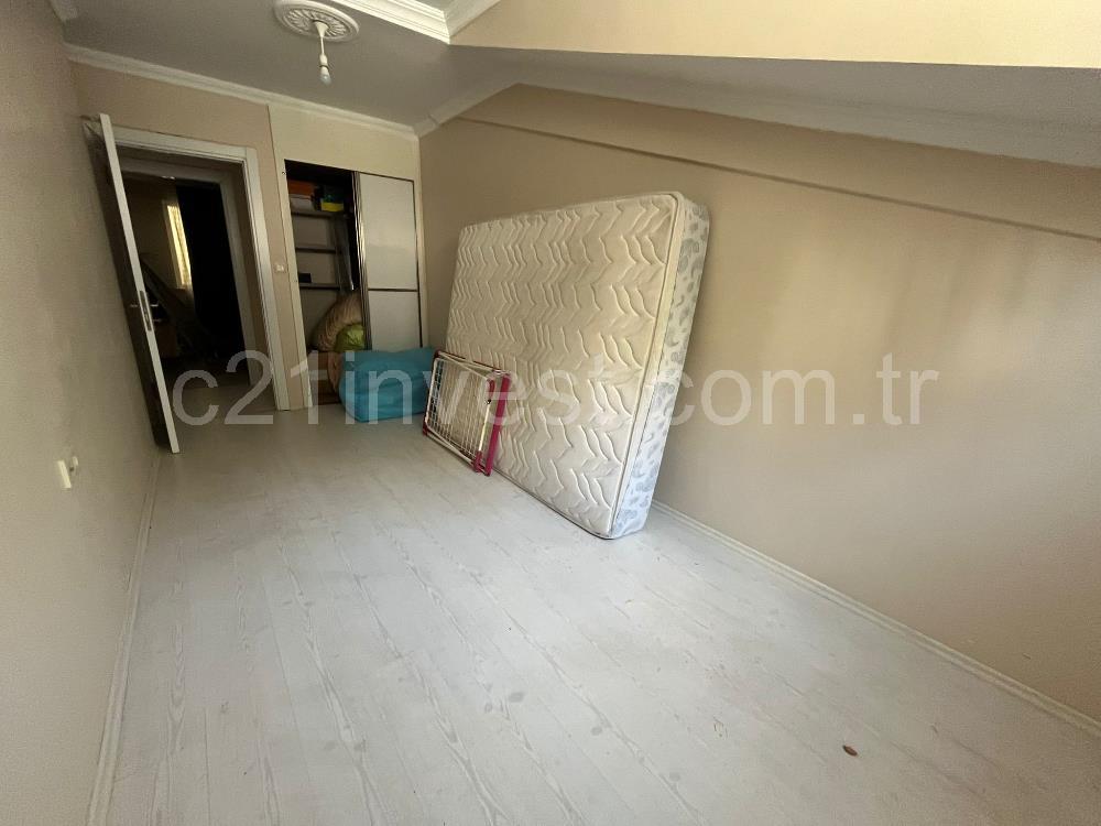 Eyüp Çırçır Mah. Satılık 4+2 Dubleks Daire Metroya 5 dk Yürüme