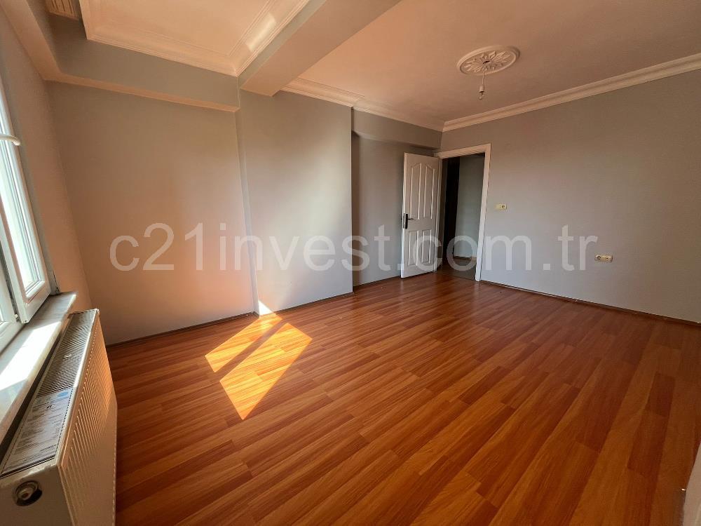 Eyüp Güzeltepe Merkez Kiralık 2+1 Daire