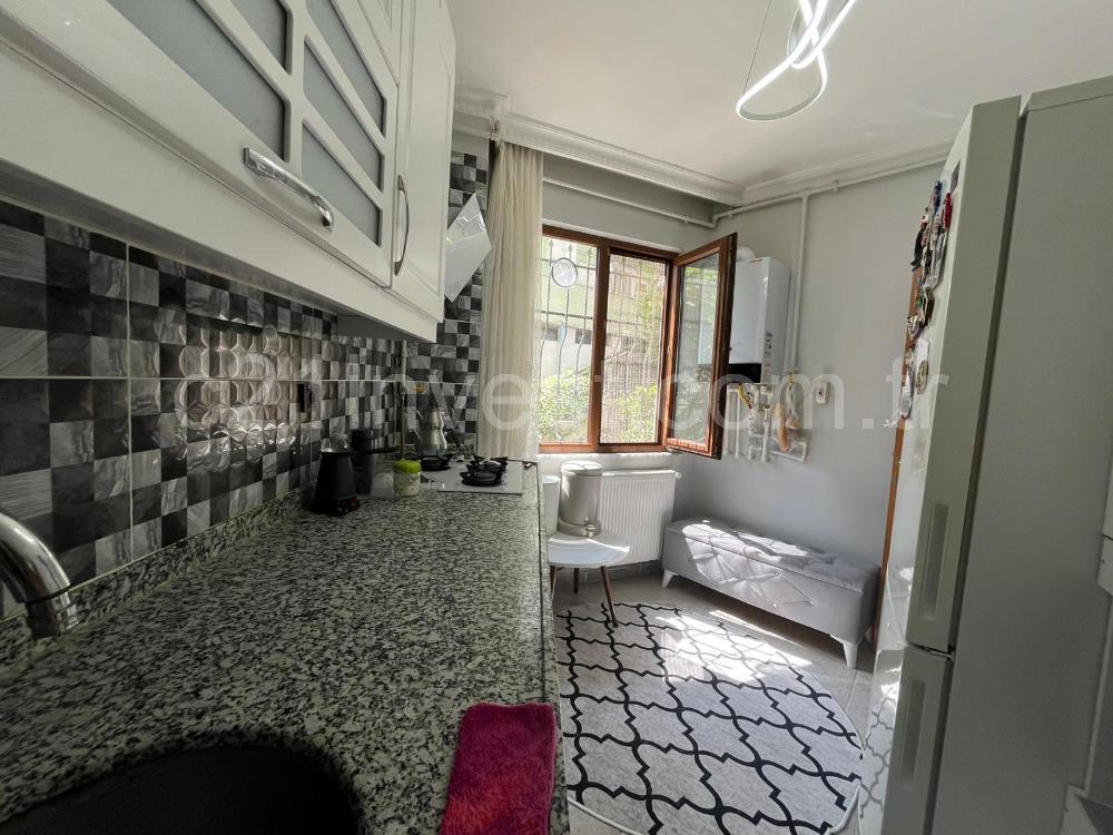 EYÜP KARADOLAP MAH. SAYA YOLU CAD. ÜSTÜ SATILIK 2+1 DAİRE