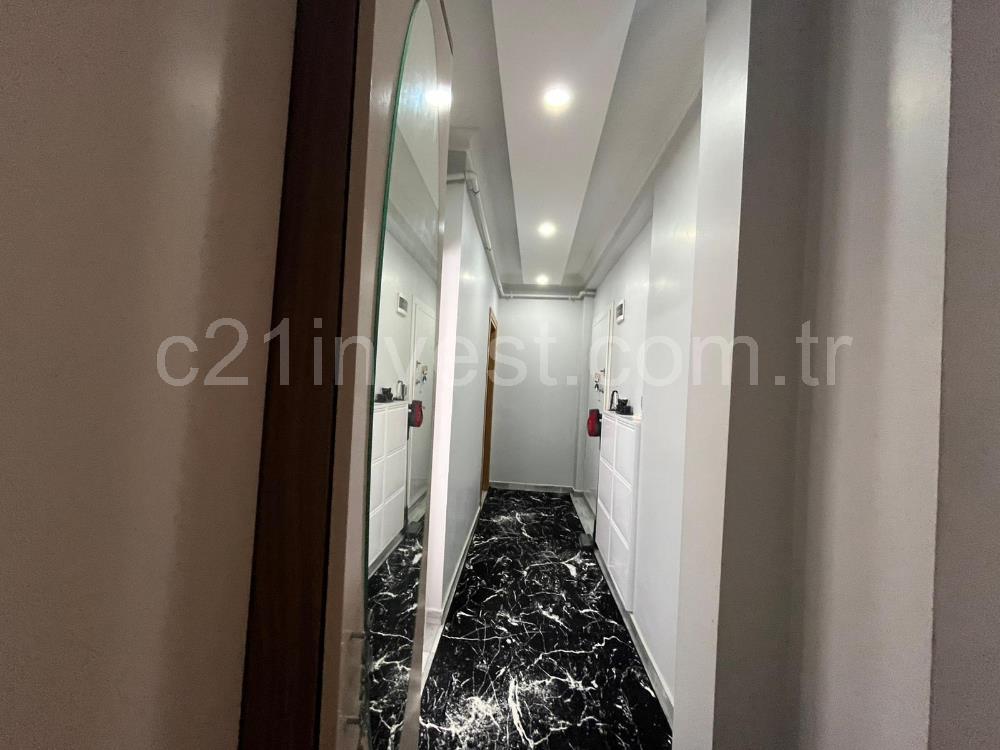 EYÜP KARADOLAP MAH. SAYA YOLU CAD. ÜSTÜ SATILIK 2+1 DAİRE