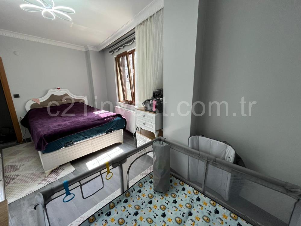 EYÜP KARADOLAP MAH. SAYA YOLU CAD. ÜSTÜ SATILIK 2+1 DAİRE