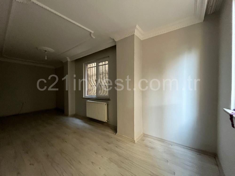 Eyüpsultan Emniyettepe Mah.Boş Satılık 2+1 Daire