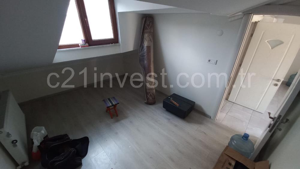 Gaziosmanpaşa Satılık Daire Çatı Dubleks Çift Girişli
