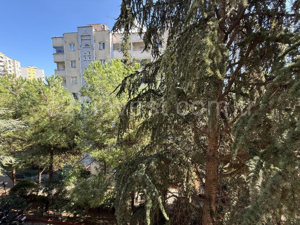 Kağıthane Başak Konutları 2+1 Ara kat Manzaralı Kiralık Daire