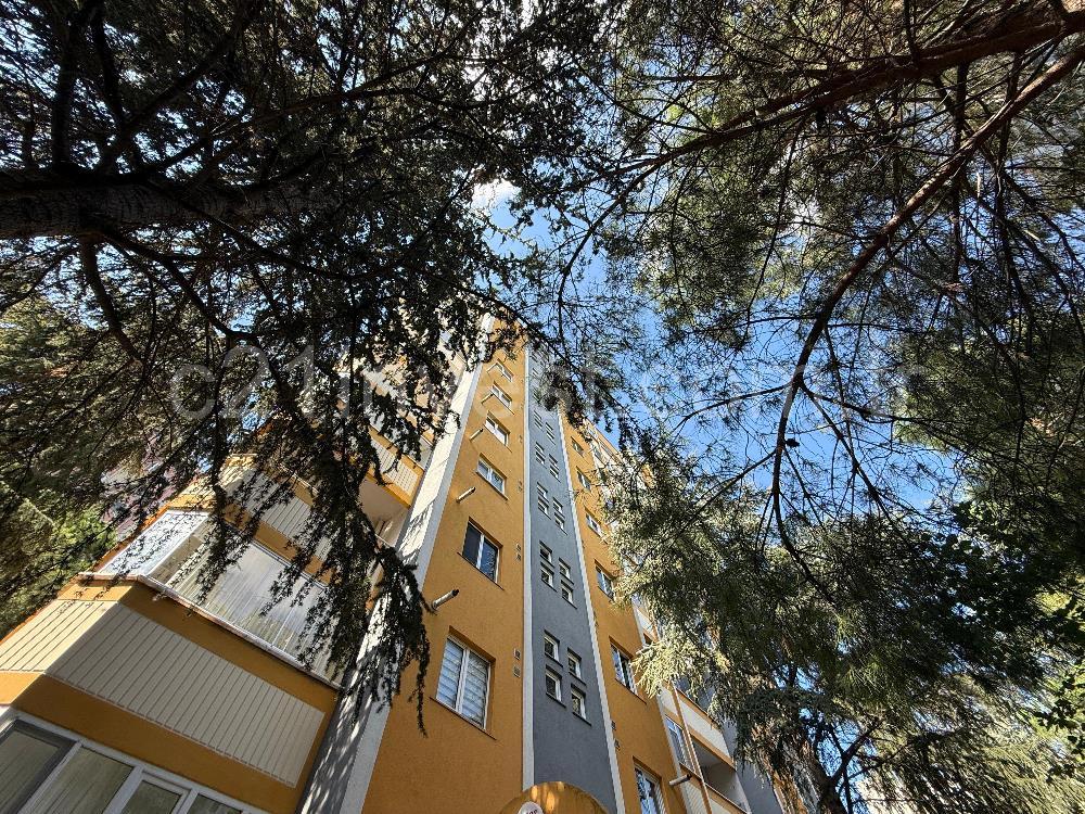 Kağıthane Başak Konutları 2+1 Ara kat Manzaralı Kiralık Daire