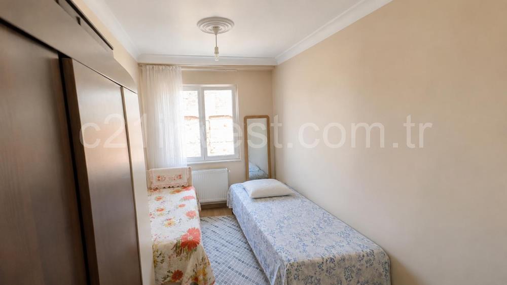 KAĞITHANE ÇAĞLAYAN'DA MERKEZİ KONUMDA 2+1 SATILIK DAİRE