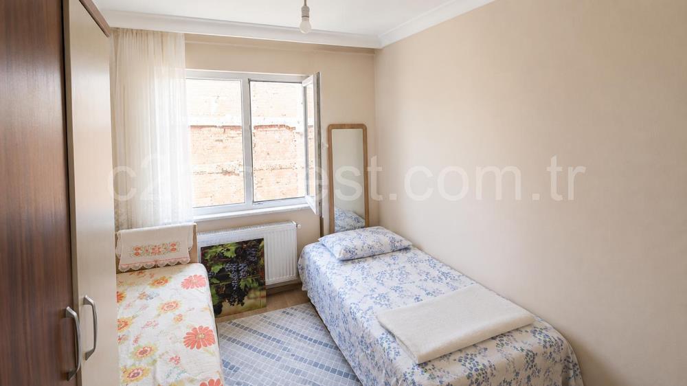 KAĞITHANE ÇAĞLAYAN'DA MERKEZİ KONUMDA 2+1 SATILIK DAİRE