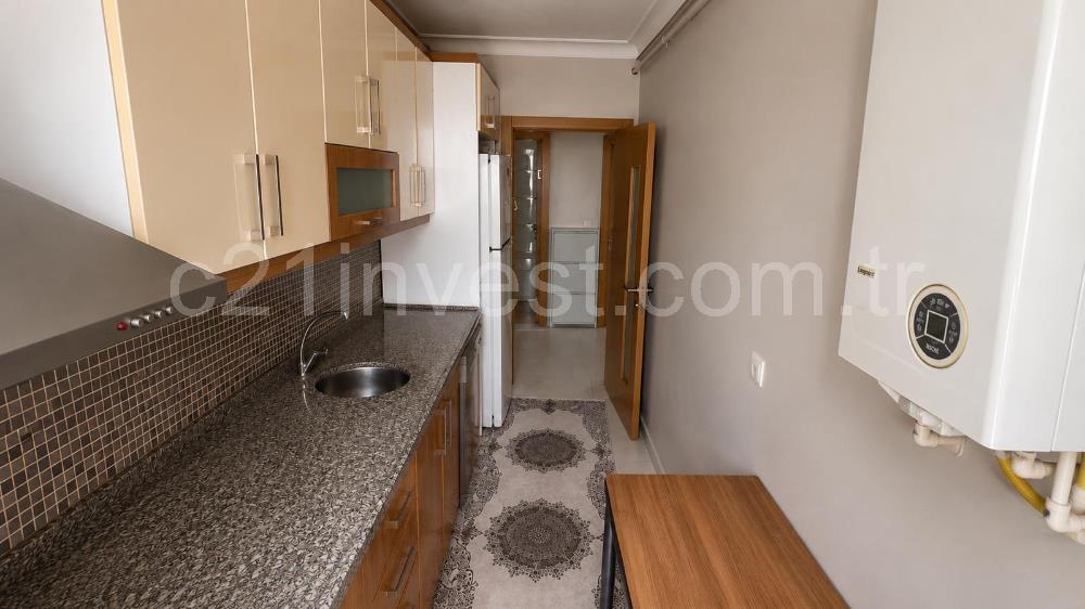 KAĞITHANE ÇAĞLAYAN'DA MERKEZİ KONUMDA 2+1 SATILIK DAİRE