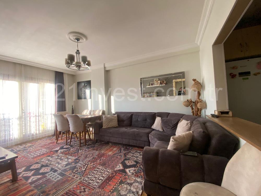 Kağıthane Çeliktepe'de Acil Satılık Ful Tadilatlı 2+1 Daire