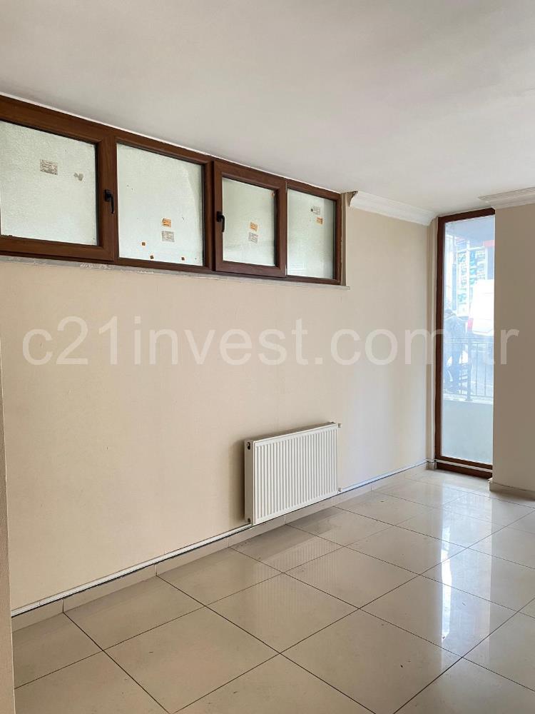 Kağıthane'de Dükkan 65 m2