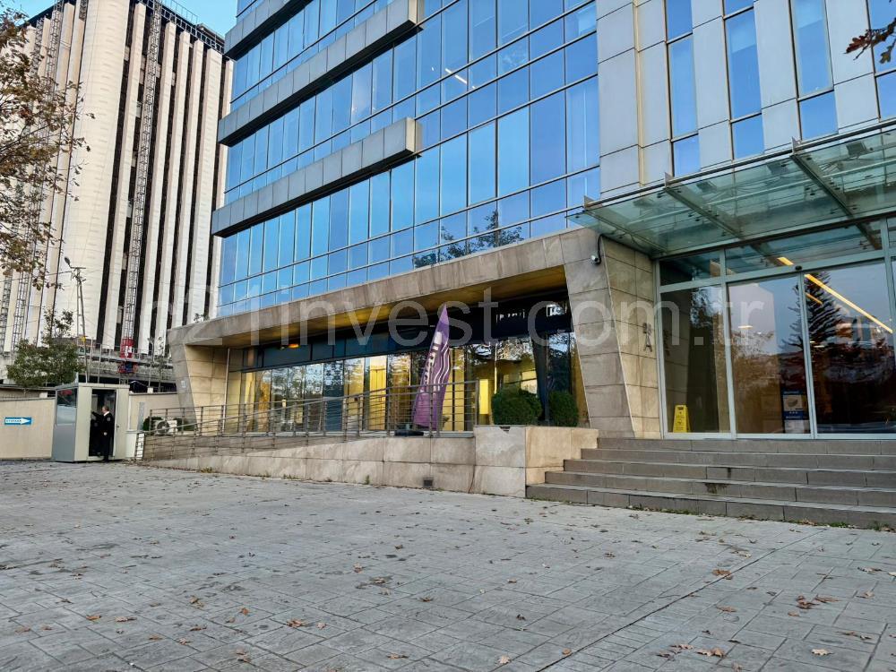 Kağıthane kiralık Dükkan Polat Ofis'de 662m2 Dekorasyonlu Mağaza