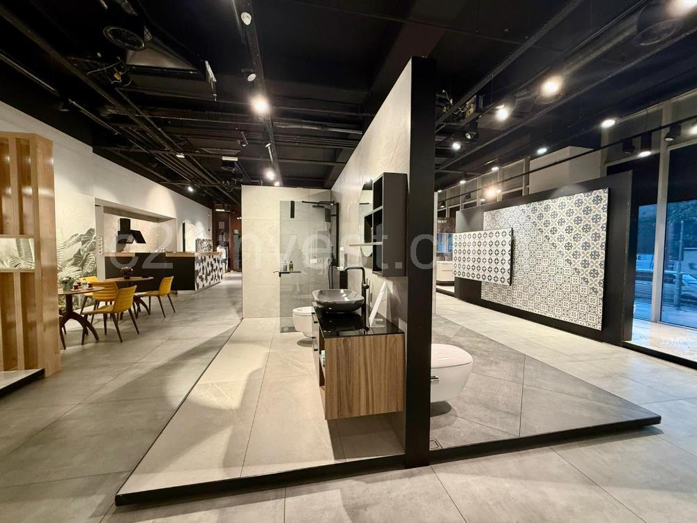 Kağıthane kiralık Dükkan Polat Ofis'de 662m2 Dekorasyonlu Mağaza