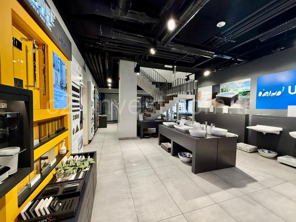 Kağıthane kiralık Dükkan Polat Ofis'de 662m2 Dekorasyonlu Mağaza