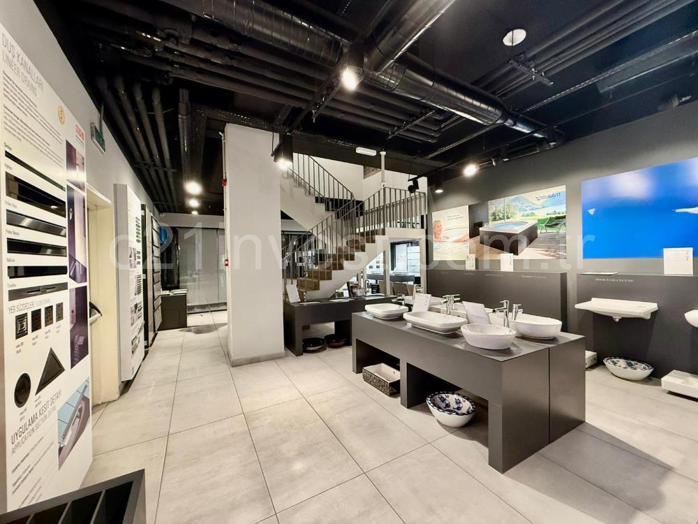 Kağıthane kiralık Dükkan Polat Ofis'de 662m2 Dekorasyonlu Mağaza