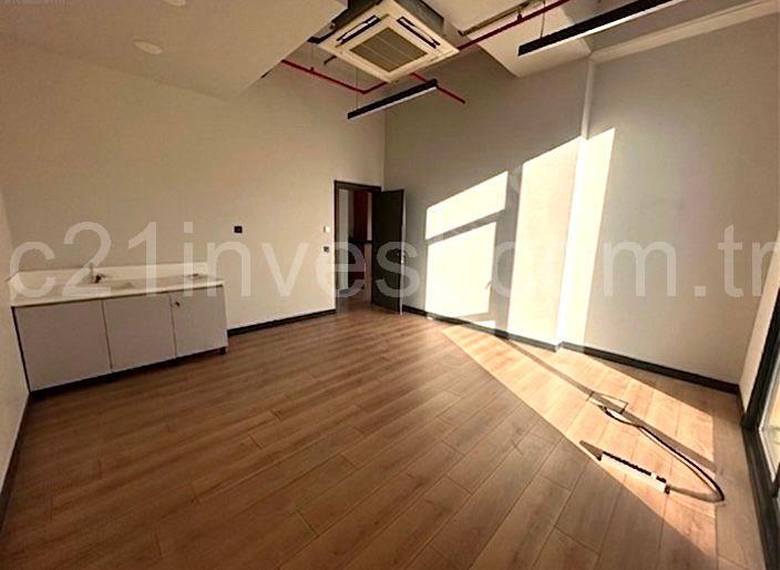 Kağıthane Kiralık Ofis 150m2 Dekorasyonlu Taşınmaya Hazır KDV'li