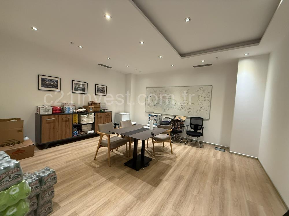 Kağıthane Kiralık Ofis Dubleks 630m2+200m2 Teraslı Polat Ofis