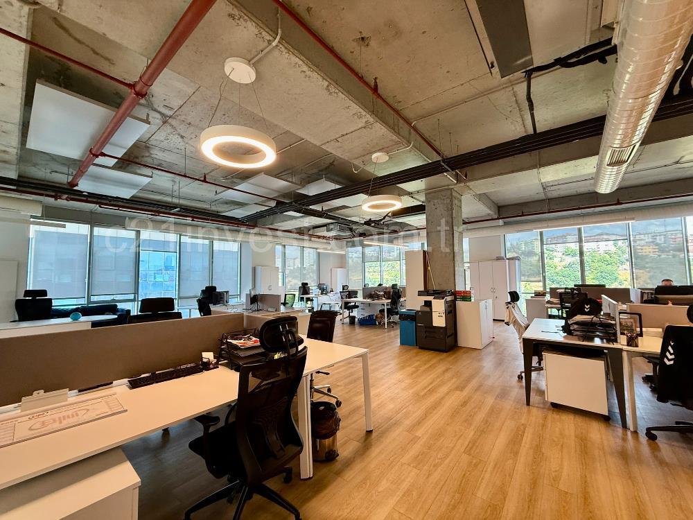 Kağıthane Kiralık Ofis Dubleks 630m2+200m2 Teraslı Polat Ofis