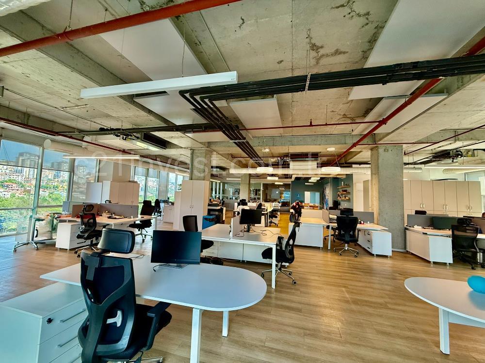 Kağıthane Kiralık Ofis Dubleks 630m2+200m2 Teraslı Polat Ofis