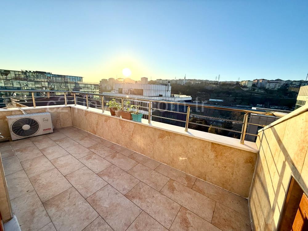 Kağıthane Satılık Daire 3+2 Ayrılmış Dubleks Teraslı