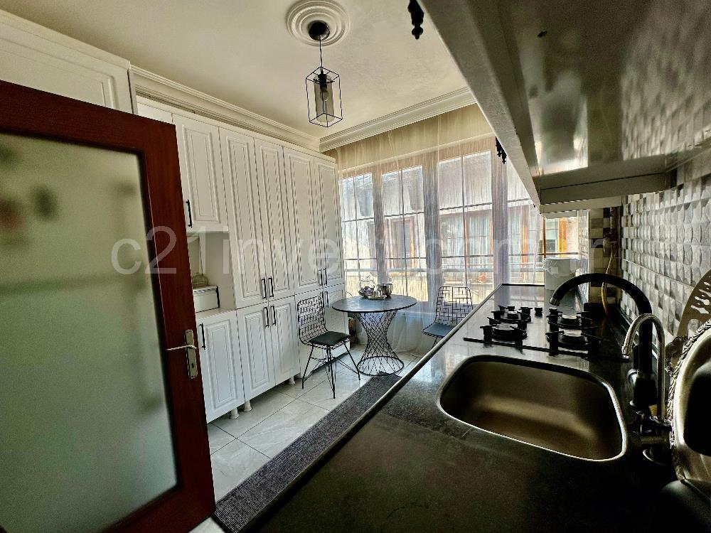 Kağıthane Satılık Daire Ab-ı Hayat Sitesinde 4+1 Fırsat Daire
