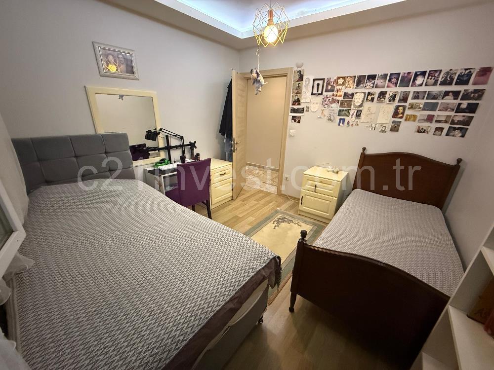 Kağıthane Sultan Selim Boş Oturuma Hazır Satılık 4+1 Daire