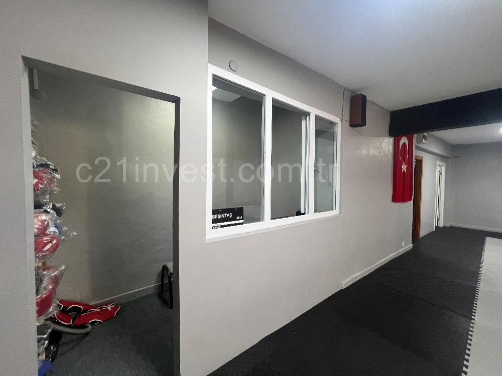 Kağıthane Talatpaşa Ana Cadde Üzerinden 2 Katlı Satılık Dükkan 