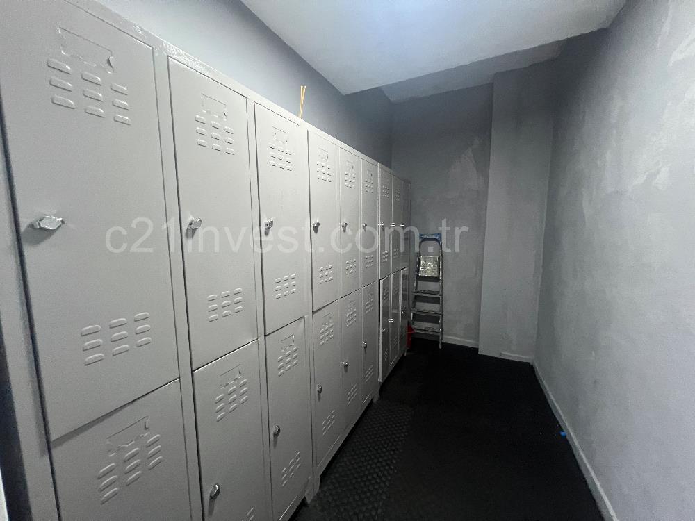 Kağıthane Talatpaşa Ana Cadde Üzerinden 2 Katlı Satılık Dükkan 