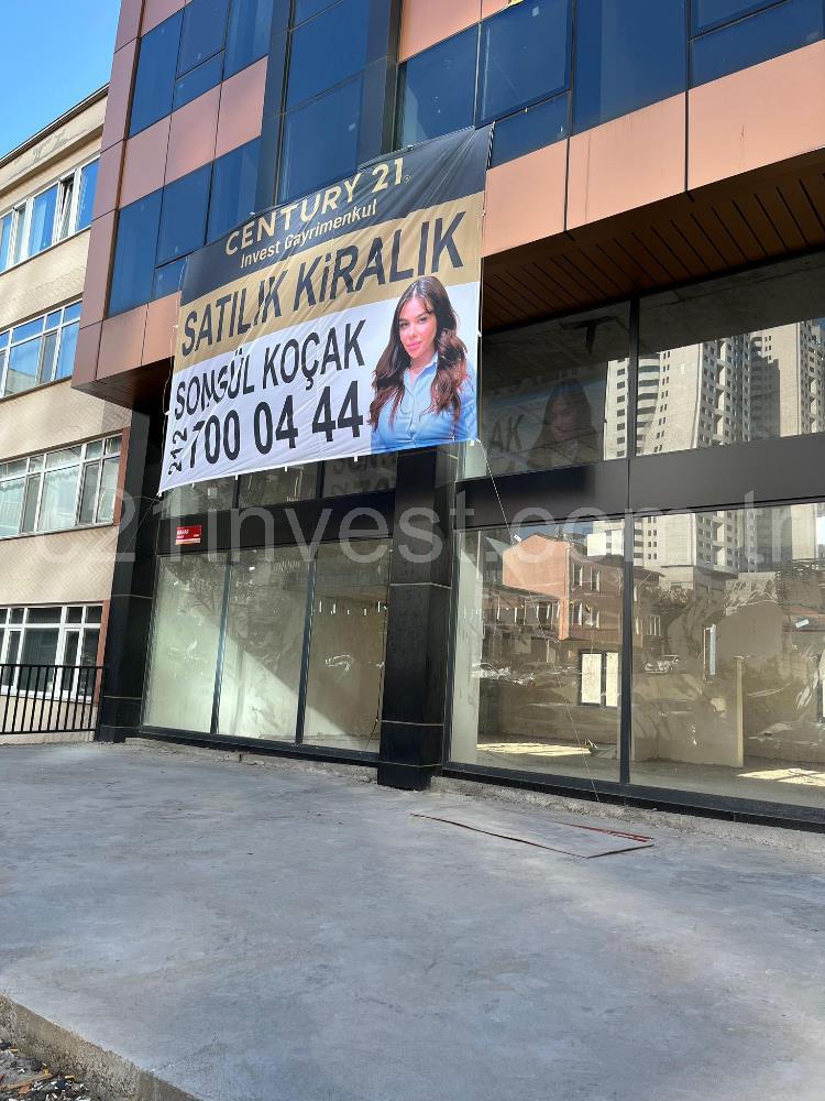 Kanyon ve Özdilek Avm Yanı Cadde Üzeri Satılık Donanımlı Dükkan