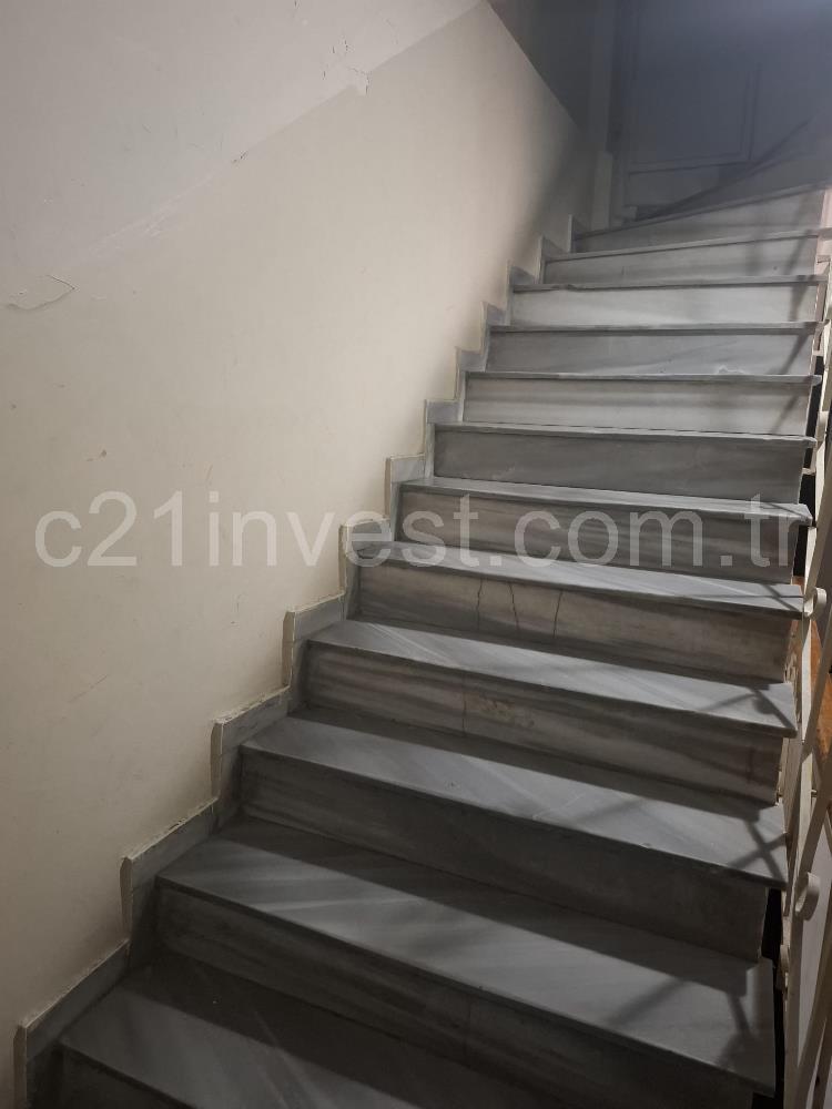 KARTALTEPE YATIRIMLIK BOŞ YÜKSEK GİRİŞ KAT MÜLKİYETLİ KENTSEL DÖNÜŞÜME ADAY 