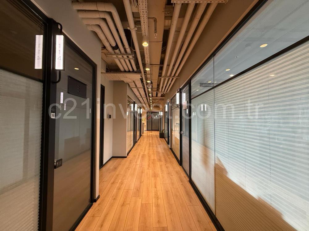 Levent Ferko Signature Kiralık 250m² Eşyalı KDV Avantajlı A+Ofis