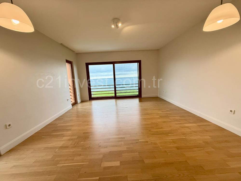 Marenegro Villaları 8+2 Büyük Tip Denize Sıfır Lüks Villa