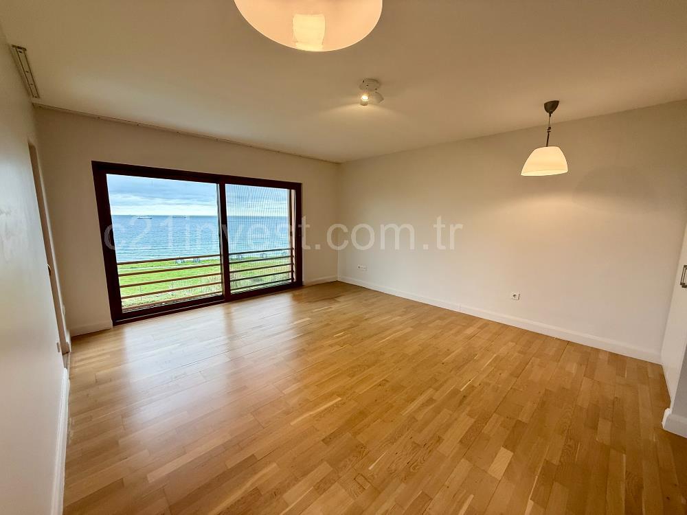 Marenegro Villaları 8+2 Büyük Tip Denize Sıfır Lüks Villa