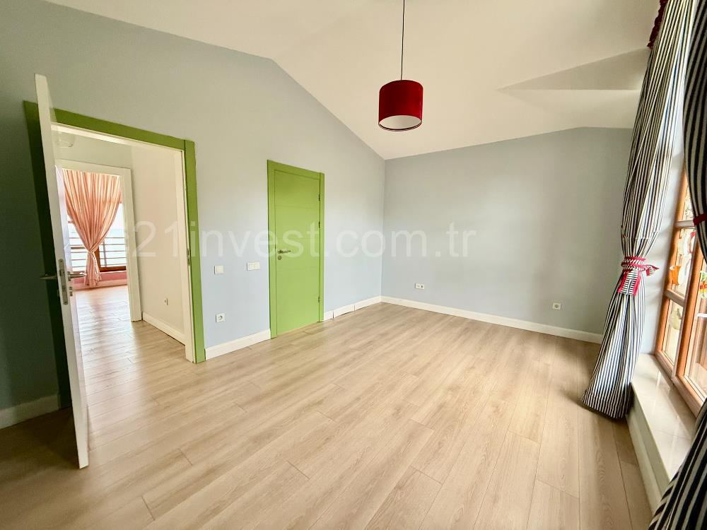 Marenegro Villaları 8+2 Büyük Tip Denize Sıfır Lüks Villa