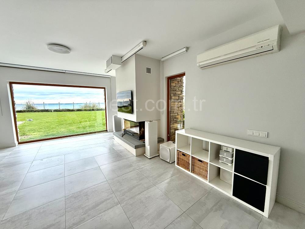 Marenegro Villaları 8+2 Büyük Tip Denize Sıfır Lüks Villa